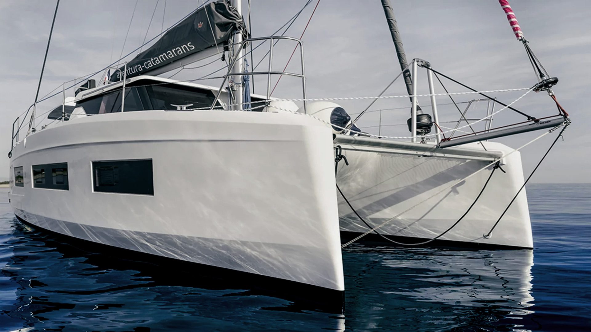 Sail-37_central